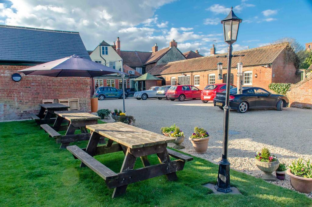 The Green Dragon Market Lavington Exteriér fotografie